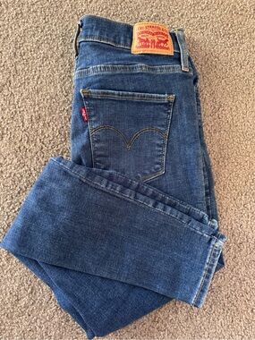Levi’s skinny jeans